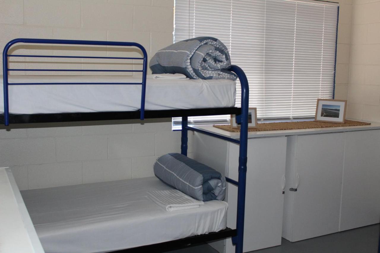 Batemans Bay Holiday Park & Hostel Экстерьер фото
