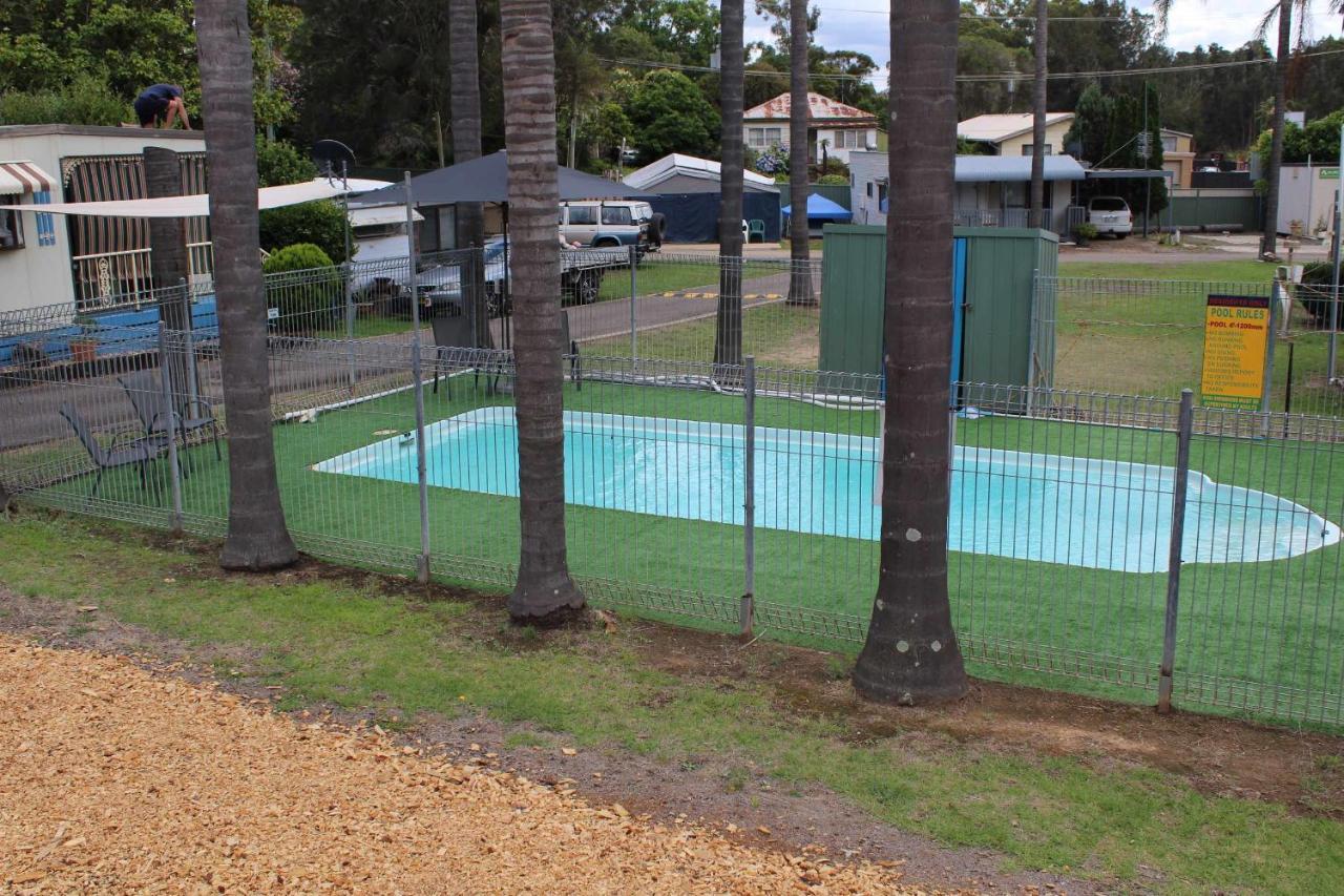 Batemans Bay Holiday Park & Hostel Экстерьер фото