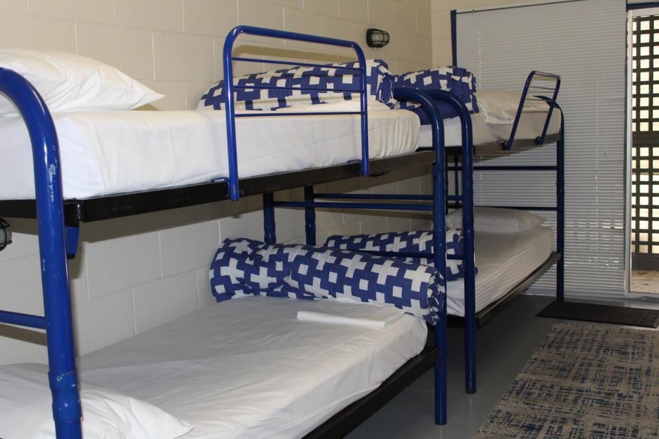 Batemans Bay Holiday Park & Hostel Экстерьер фото
