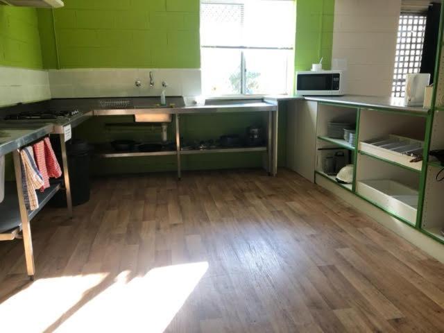Batemans Bay Holiday Park & Hostel Экстерьер фото