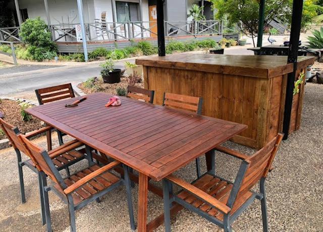 Batemans Bay Holiday Park & Hostel Экстерьер фото