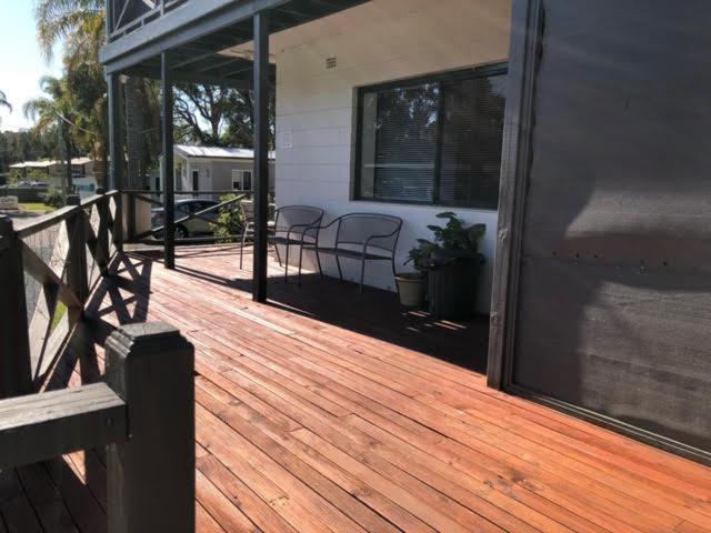 Batemans Bay Holiday Park & Hostel Экстерьер фото