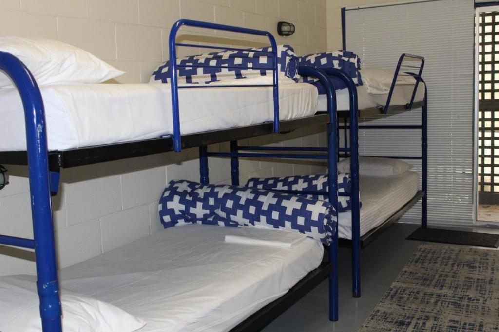 Batemans Bay Holiday Park & Hostel Экстерьер фото