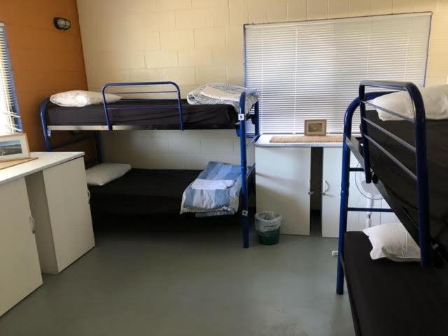 Batemans Bay Holiday Park & Hostel Экстерьер фото