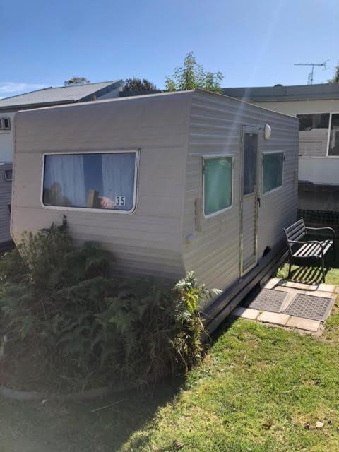 Batemans Bay Holiday Park & Hostel Экстерьер фото